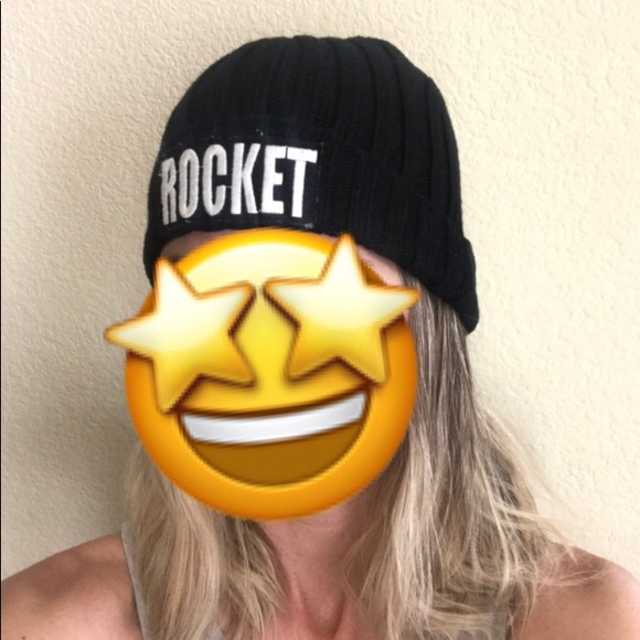 MSGM Kids Black ‘ROCKET’ Beanie - Picture 2 of 3